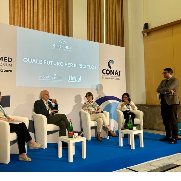 ASSOAMBIENTE al Green Med Expo&Symposium convegno riguardo il ricilo rifiuti e decarbonizzazione